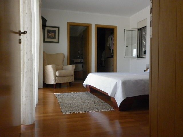 Photo 69635500