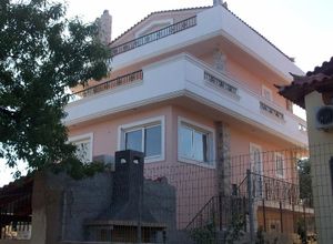 Maisonette, Eretria