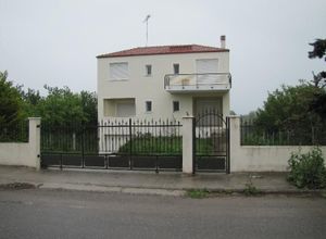 Μονοκατοικία προς πώληση Μεθώνη 145 τ.μ. 4 Υπνοδωμάτια