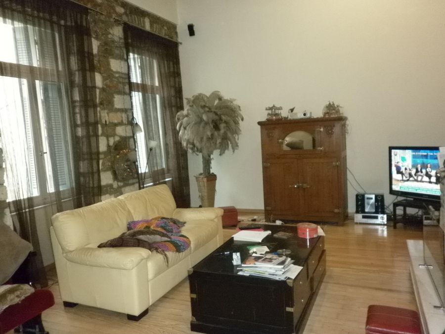 Photo 82050826