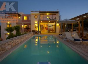 Μεζονέτα προς πώληση Κέντρο (Ρέθυμνο) 325 τ.μ. 5 Υπνοδωμάτια