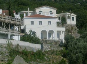 Μονοκατοικία προς πώληση Χώρα (Άνδρος) 165 τ.μ. 5 Υπνοδωμάτια