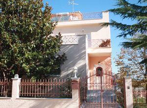 Κτίριο προς πώληση Αιγιάλεια 240 τ.μ. 4 Υπνοδωμάτια Νεόδμητο