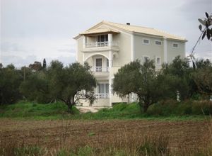 Μονοκατοικία προς πώληση Αρκάδι 300 τ.μ. 6 Υπνοδωμάτια