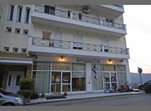Κατάστημα προς πώληση Παραμυθιά 215 τ.μ.
