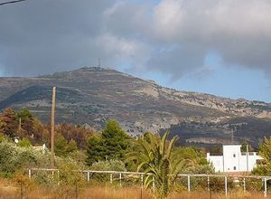 Plot Anthousa