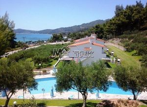 Maisonette, Moles Kalives