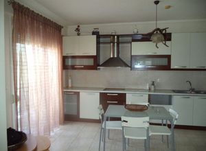 Μεζονέτα προς πώληση Τρίλοφο (Μίκρα) 210 τ.μ. 3 Υπνοδωμάτια