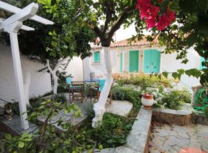 Μονοκατοικία προς πώληση Κέντρο (Πόρος) 60 τ.μ. 3 Υπνοδωμάτια
