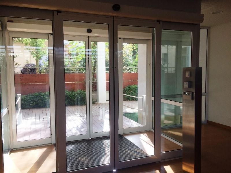 Fotografija 98651716